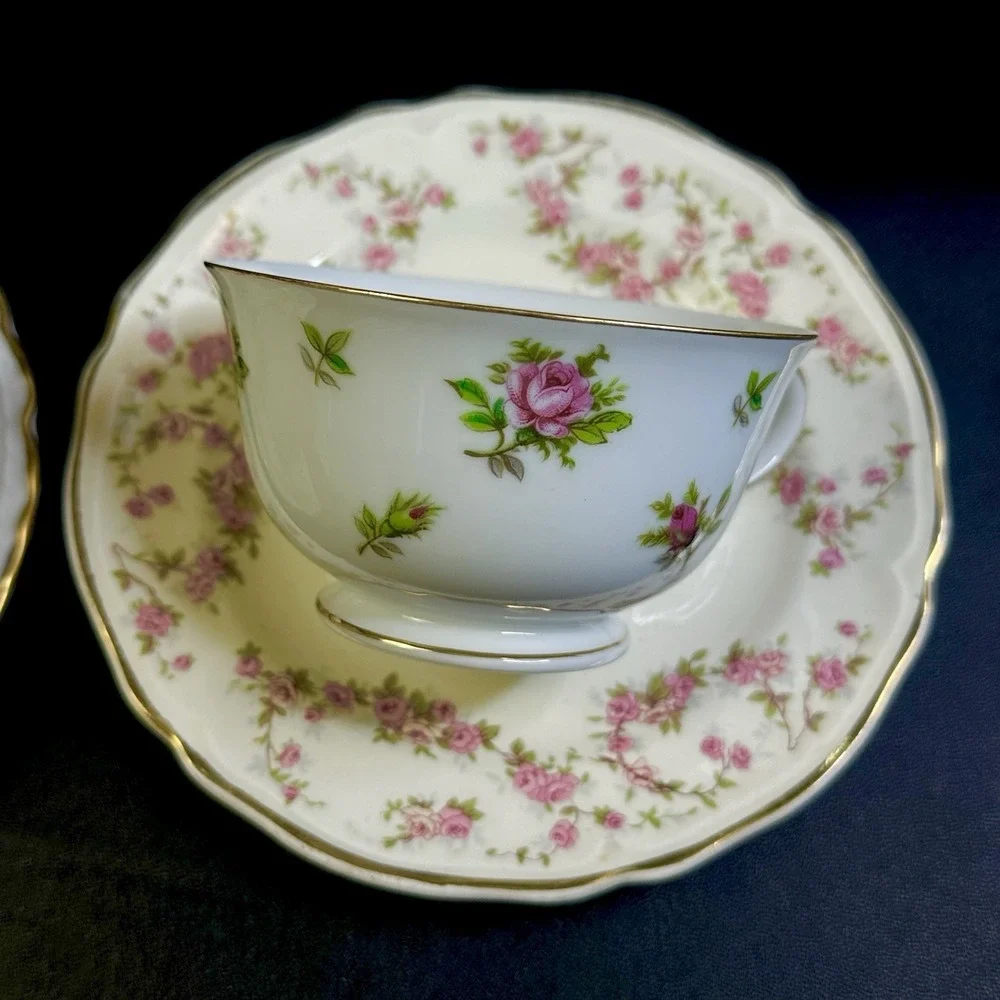 Mismatched‎ Tea Cups & Saucers Set Of 2 Vtg Bone China Pink Roses Green Floral